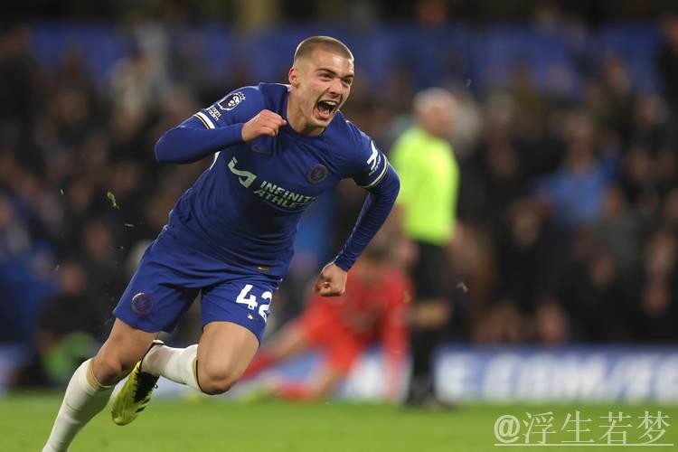 切尔西2-0战胜埃弗顿 古斯托传射帕尔默建功